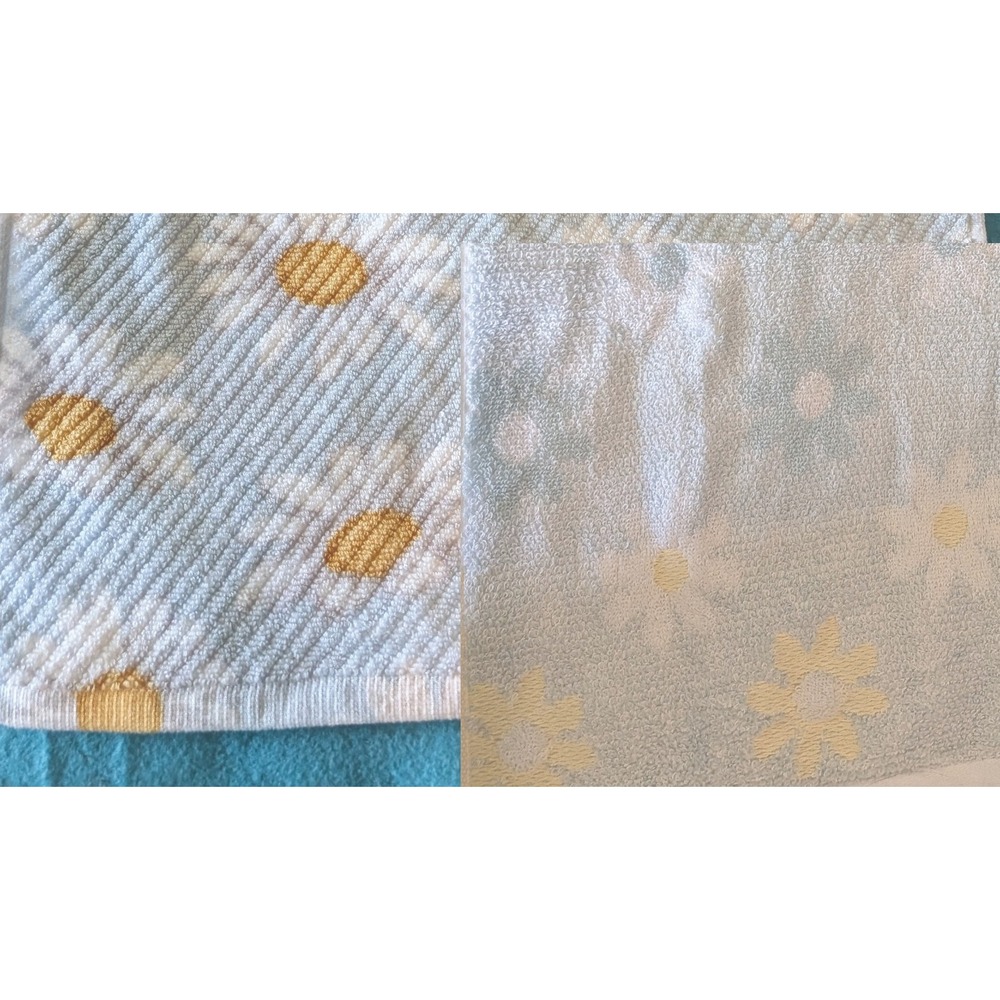 2 PC Charmont 15x26 Hand or Kitchen Towels Blue Yellow Daisy Terry Cloth New